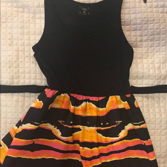 Mac & Jac Fun and cute casual Mac & Jac dress - Picture 5 of 5